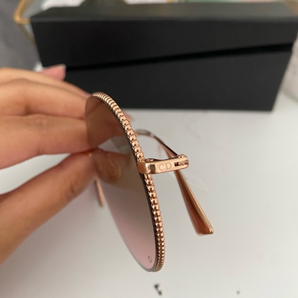 *SOLD* Dior Society 2f Round Studded sunglasses - Picture 5 of 8